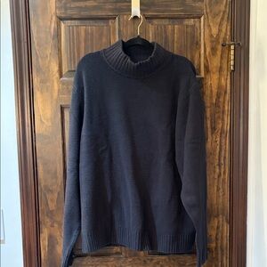 Amazon Essentials Men's Black Turtleneck Sweater